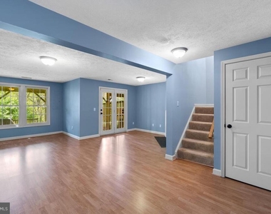 3740 Farmland Drive - Photo Thumbnail 27