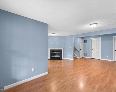 3740 Farmland Drive - Photo Thumbnail 29
