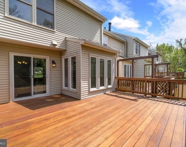 3740 Farmland Drive - Photo Thumbnail 33