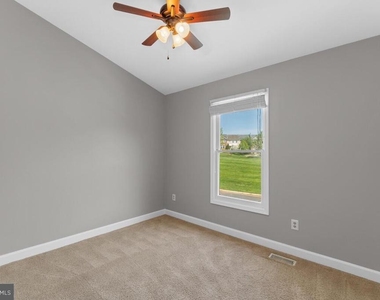 3740 Farmland Drive - Photo Thumbnail 25