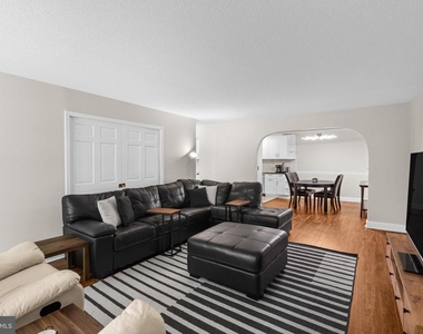 7721 Tremayne Place - Photo Thumbnail 17