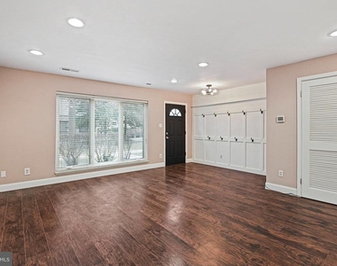 1644 Westwind Way - Photo Thumbnail 6