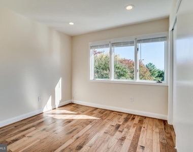 6505 Gretna Green Way - Photo Thumbnail 20