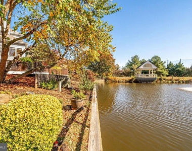 6505 Gretna Green Way - Photo Thumbnail 70