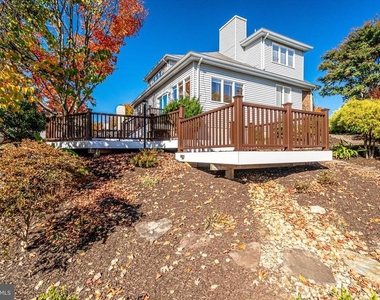 6505 Gretna Green Way - Photo Thumbnail 71