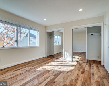 6505 Gretna Green Way - Photo Thumbnail 31