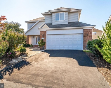 6505 Gretna Green Way - Photo Thumbnail 74