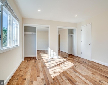 6505 Gretna Green Way - Photo Thumbnail 30