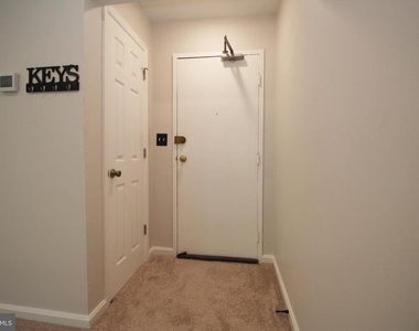 2833 Kalmia Lee Court - Photo Thumbnail 4