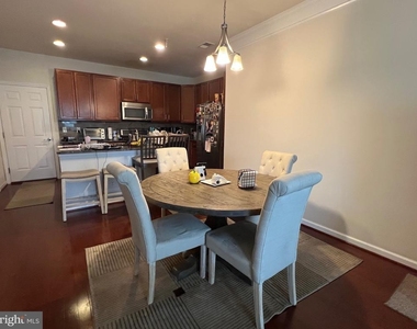 3048 Rittenhouse - Photo Thumbnail 3