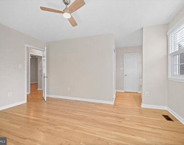3221 Adams Court - Photo Thumbnail 13