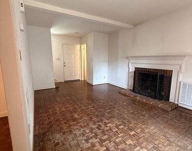 1446 Kenmore Avenue - Photo Thumbnail 3