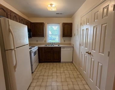 1446 Kenmore Avenue - Photo Thumbnail 4