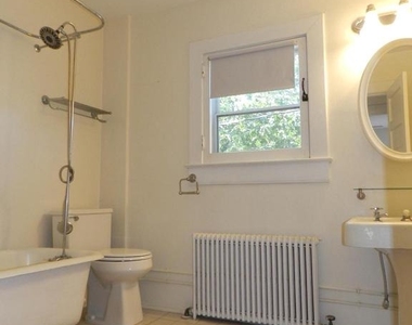 1212 Prince Edward Street - Photo Thumbnail 18