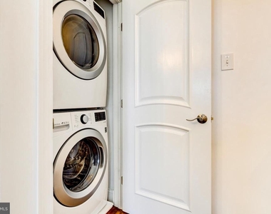 273 S Pickett Street - Photo Thumbnail 21