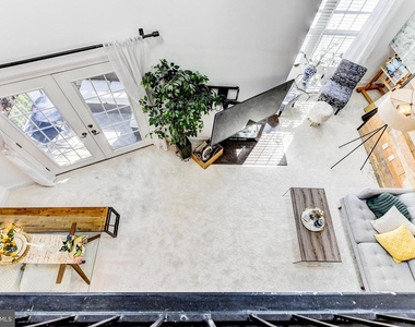 273 S Pickett Street - Photo Thumbnail 14