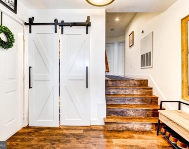 273 S Pickett Street - Photo Thumbnail 4