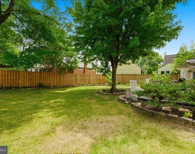 709 N Pryor Street - Photo Thumbnail 33
