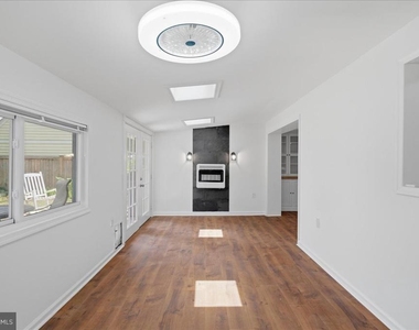 709 N Pryor Street - Photo Thumbnail 27