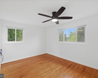 709 N Pryor Street - Photo Thumbnail 11