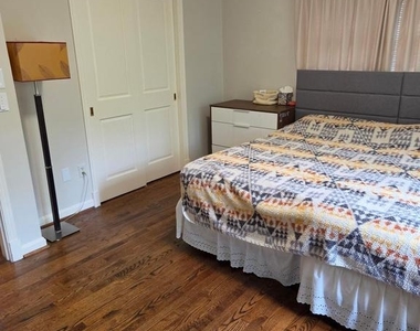 4770 33rd Street N - Photo Thumbnail 13