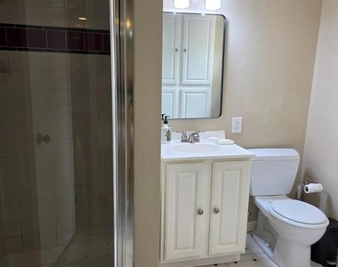4770 33rd Street N - Photo Thumbnail 22