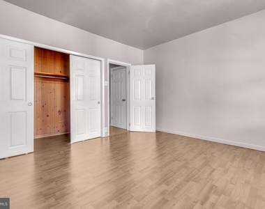 1910 Dudley Street - Photo Thumbnail 20