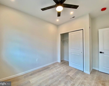 6100 Ridge Avenue - Photo Thumbnail 16