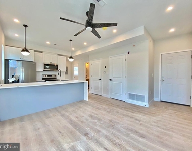 6100 Ridge Avenue - Photo Thumbnail 2