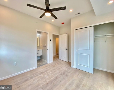6100 Ridge Avenue - Photo Thumbnail 11
