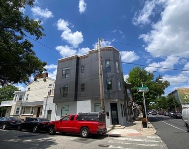 6100 Ridge Avenue - Photo Thumbnail 18