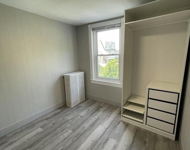 4718 Silverwood Street - Photo Thumbnail 15
