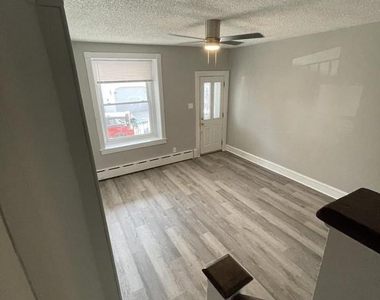 4718 Silverwood Street - Photo Thumbnail 1
