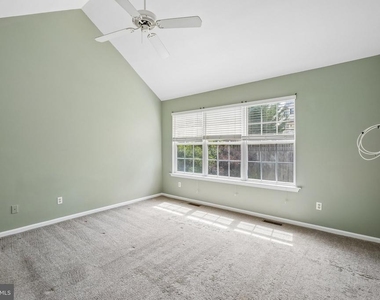 321 Sage Lane - Photo Thumbnail 20