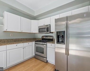 321 Sage Lane - Photo Thumbnail 16