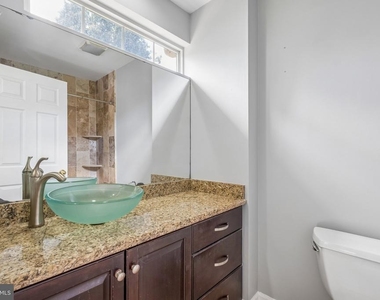 321 Sage Lane - Photo Thumbnail 21