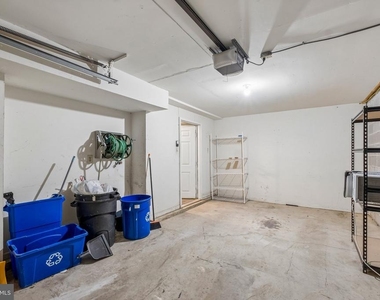 321 Sage Lane - Photo Thumbnail 38