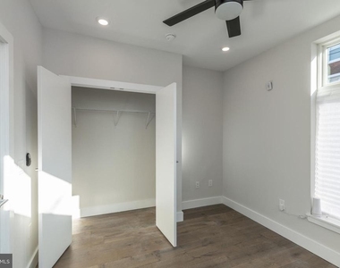 920 N 15th Street - Photo Thumbnail 20