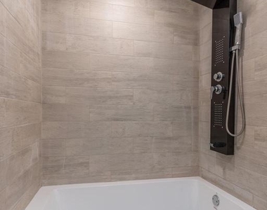 920 N 15th Street - Photo Thumbnail 12