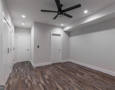 920 N 15th Street - Photo Thumbnail 16