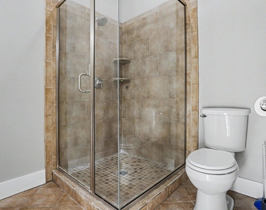 280 E Michigan Avenue - Photo Thumbnail 18