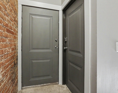 280 E Michigan Avenue - Photo Thumbnail 2