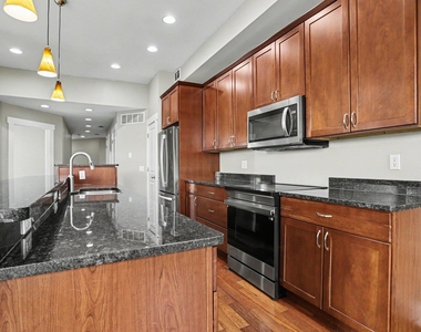 280 E Michigan Avenue - Photo Thumbnail 4