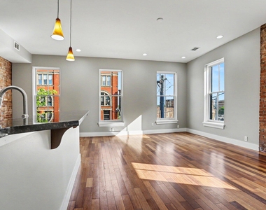 280 E Michigan Avenue - Photo Thumbnail 6