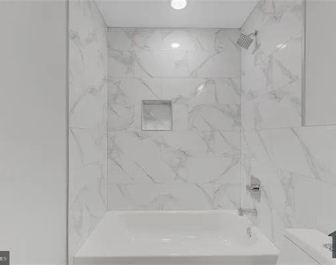 1229 W Hilton Street - Photo Thumbnail 4
