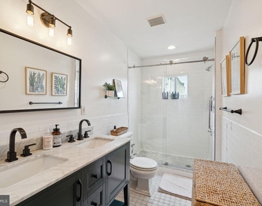 2357 Montrose Street - Photo Thumbnail 10