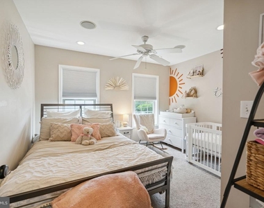 2357 Montrose Street - Photo Thumbnail 18
