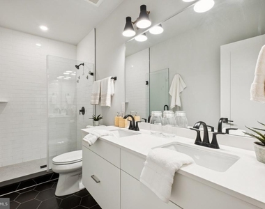 6910 Ridge Avenue - Photo Thumbnail 23
