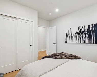 6910 Ridge Avenue - Photo Thumbnail 33