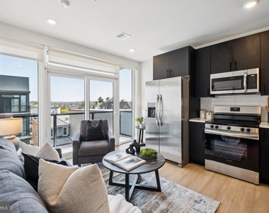 6910 Ridge Avenue - Photo Thumbnail 5
